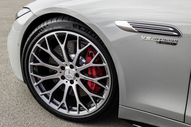 Mercedes-Amg Sl-Class photo 37