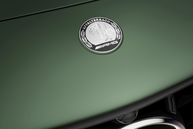 Mercedes-Amg Sl-Class photo 11