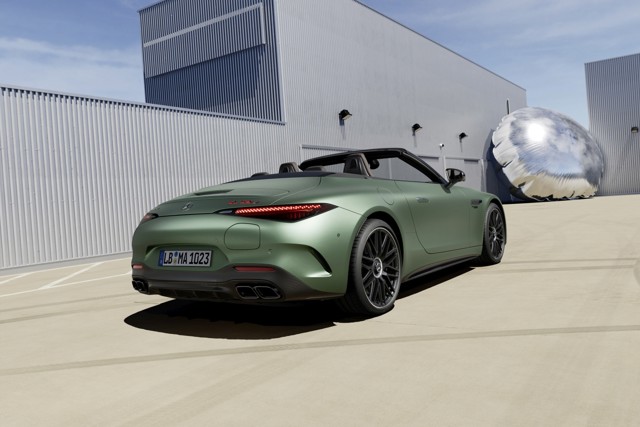 Mercedes-Amg Sl-Class photo 6