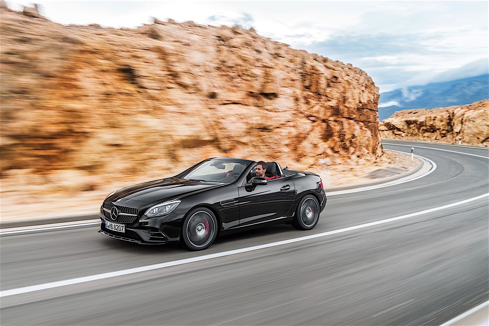 Mercedes-Amg Slc photo 7