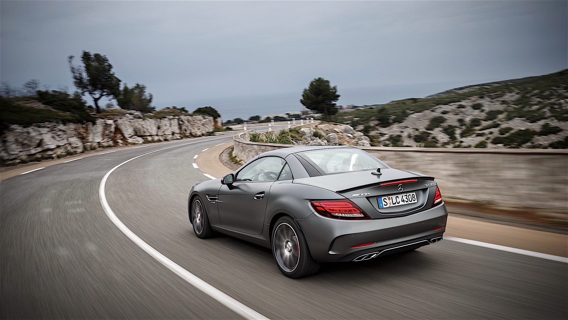 Mercedes-Amg Slc photo 14
