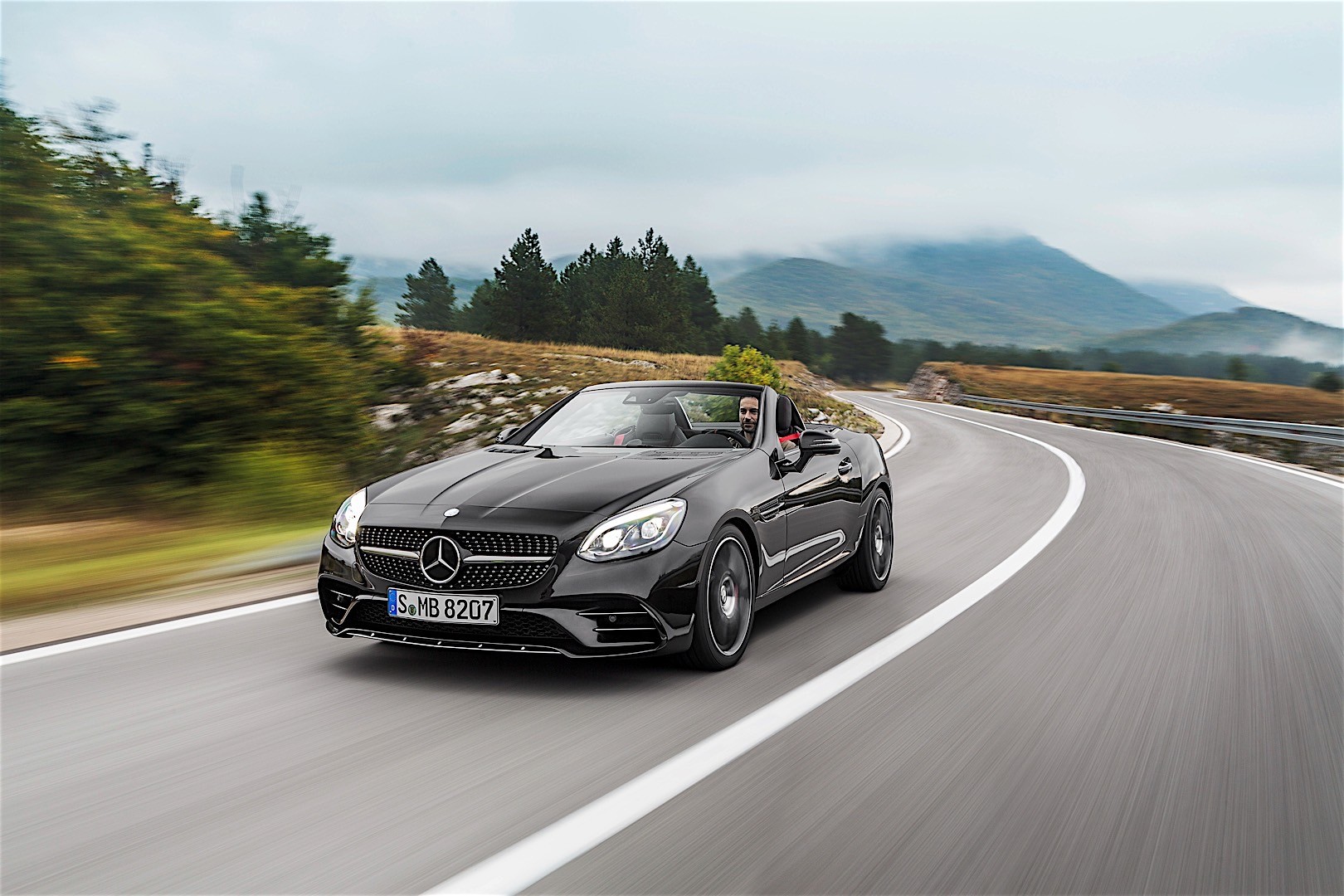 Mercedes-Amg Slc photo 16