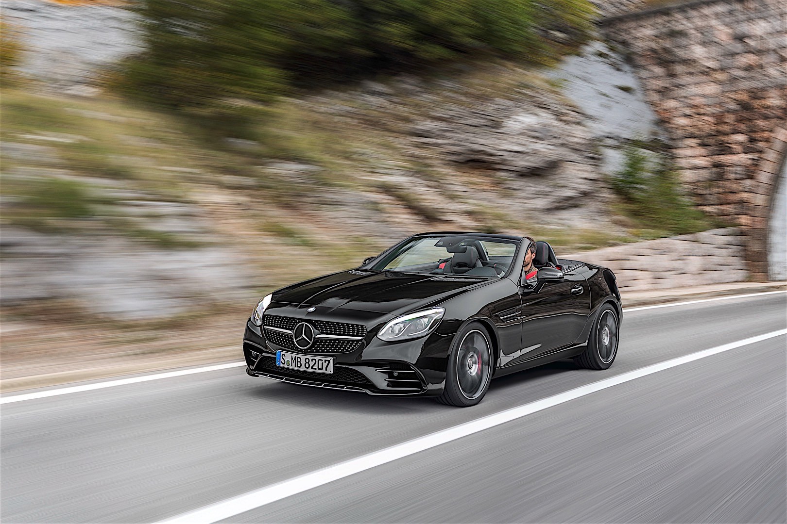 Mercedes-Amg Slc photo 21