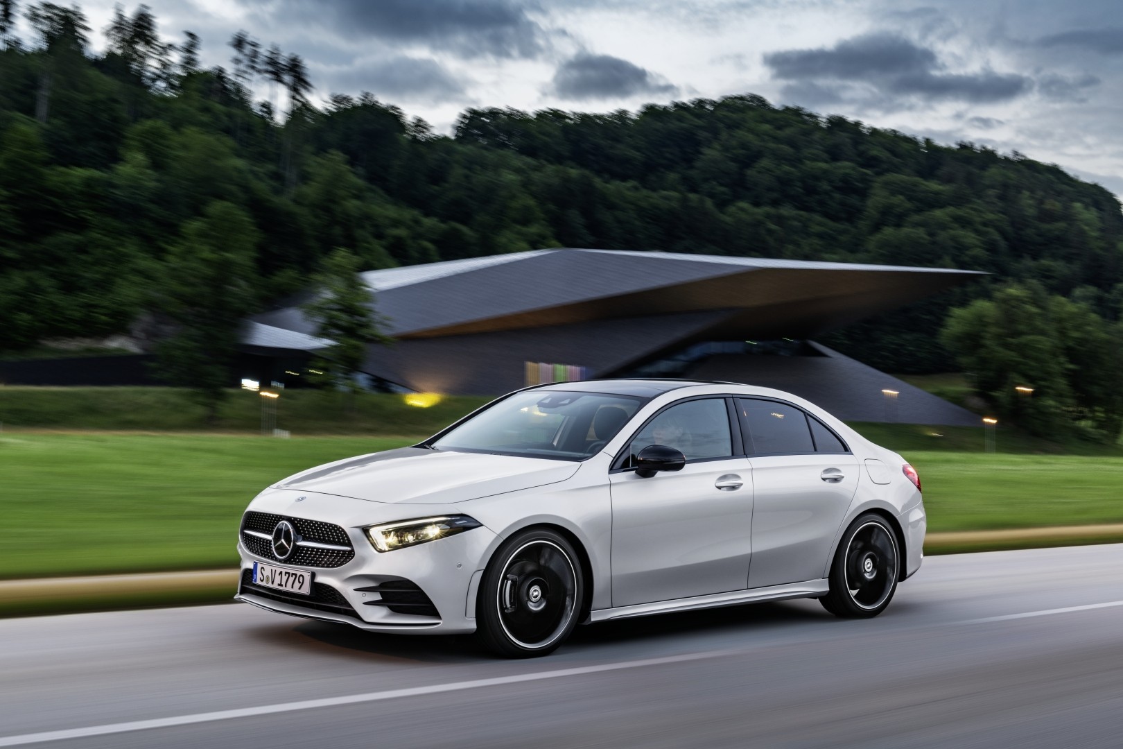 Mercedes Benz A-Class Sedan photo 36