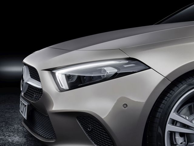 Mercedes Benz A-Class Sedan photo 9