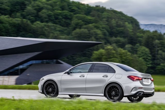 Mercedes Benz A-Class Sedan photo 27