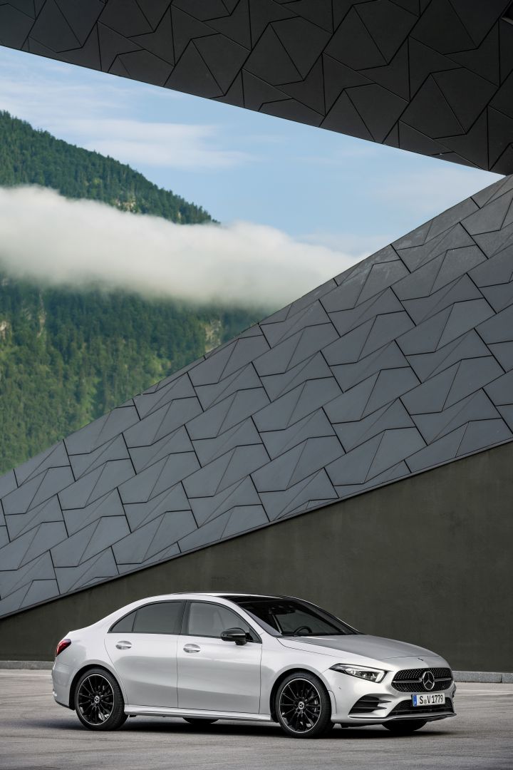 Mercedes Benz A-Class Sedan photo 32