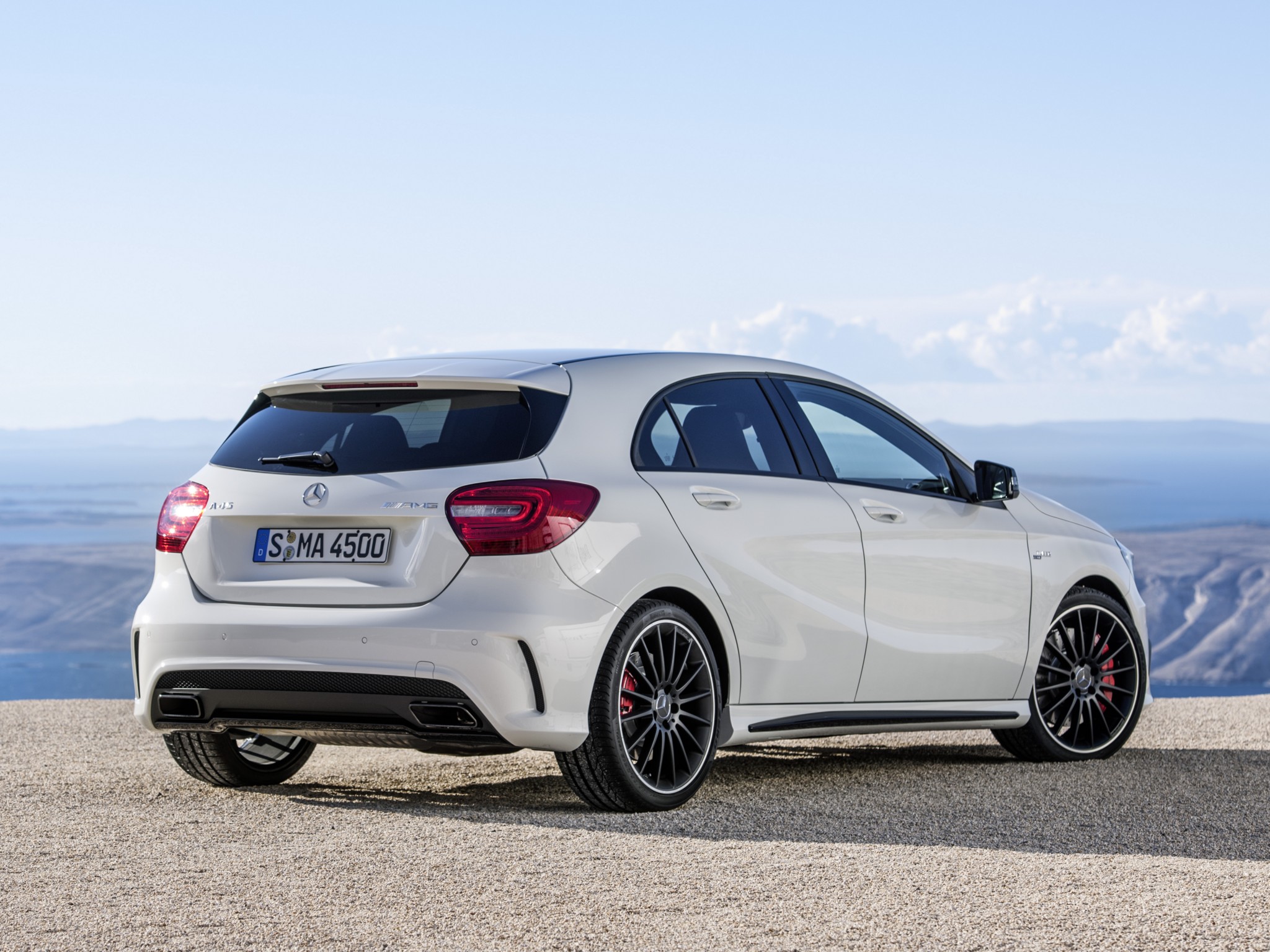 Mercedes Benz A-Klasse Amg photo 15