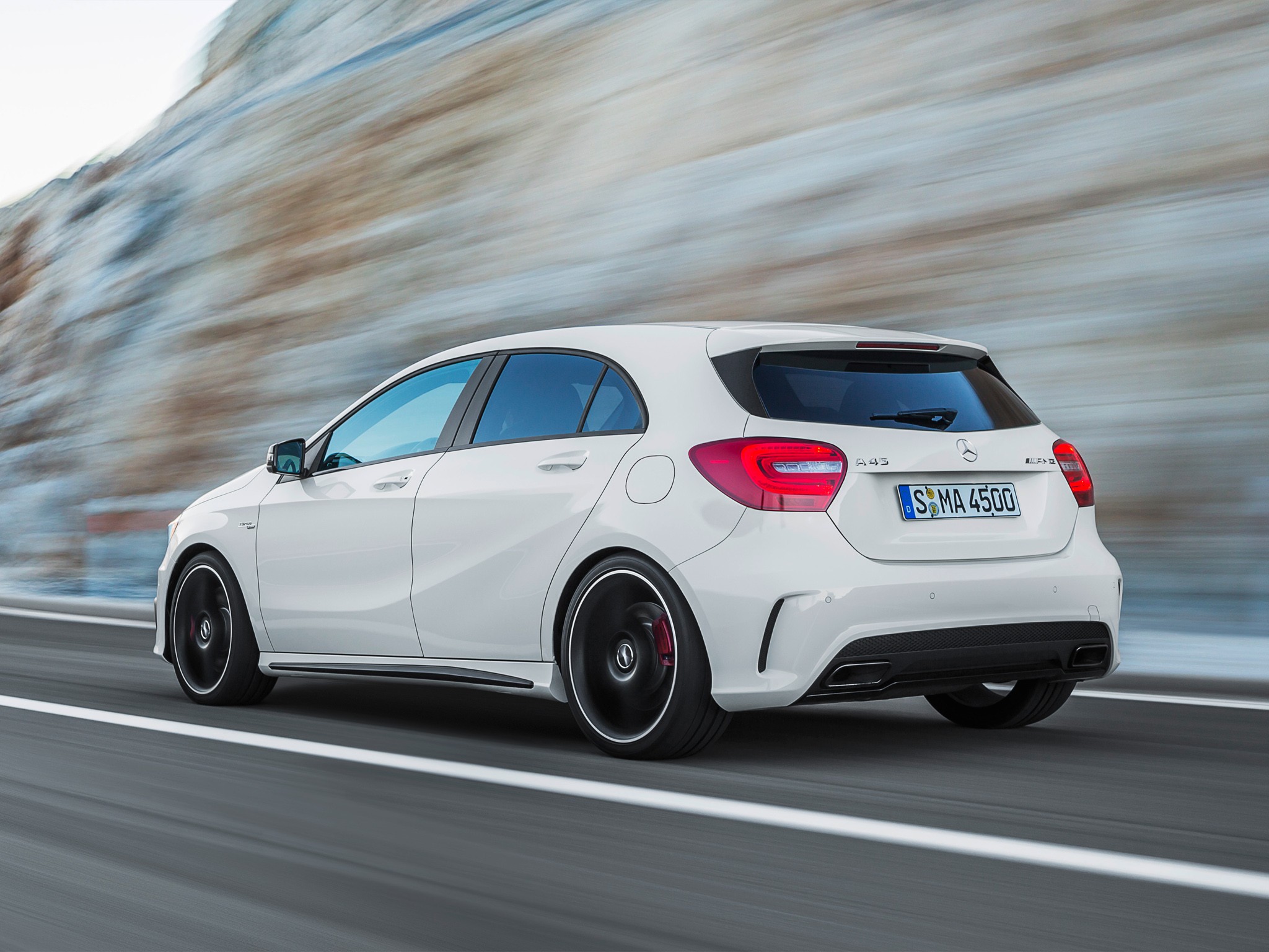Mercedes Benz A-Klasse Amg photo 16