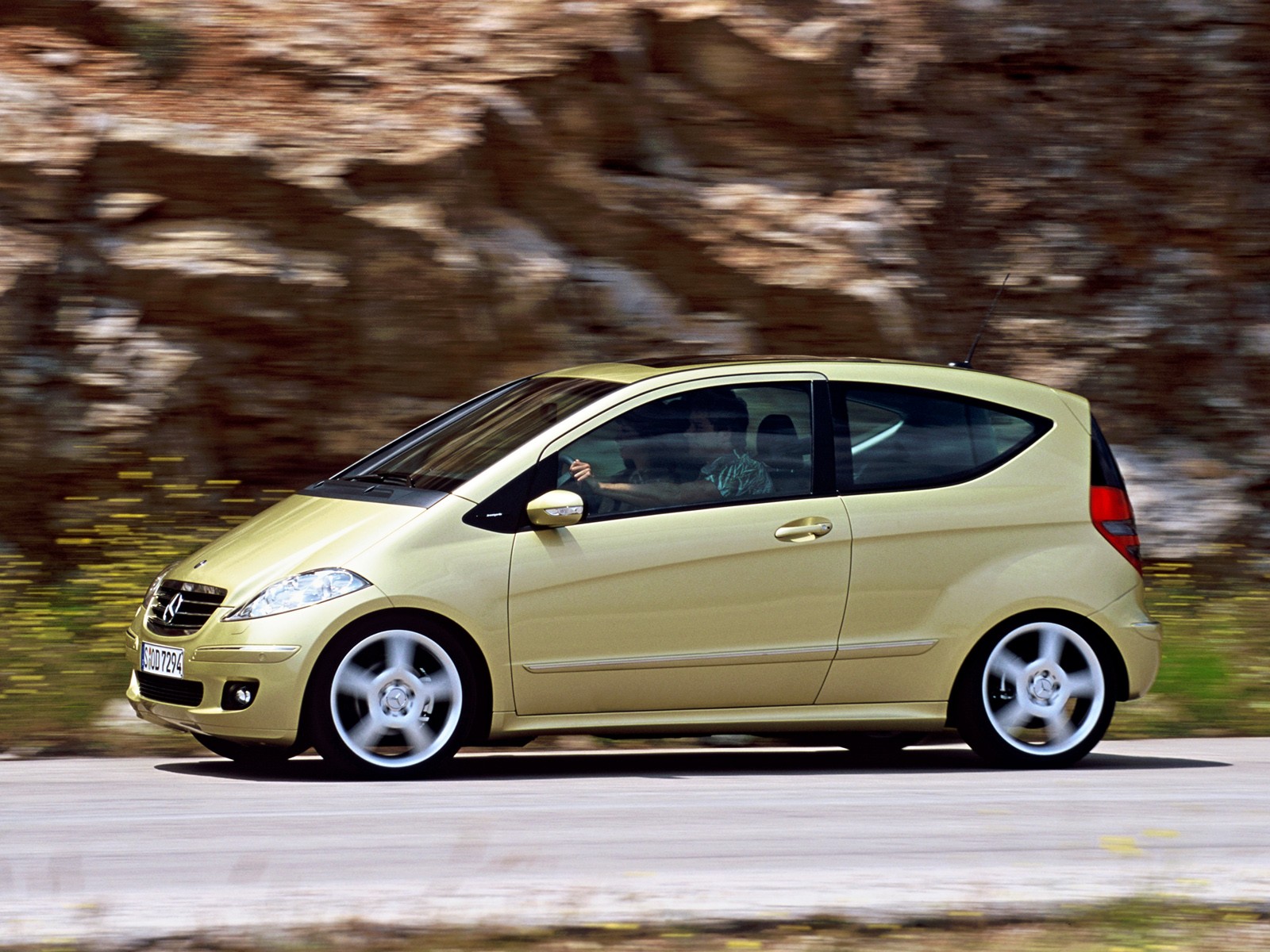 Mercedes Benz A-Klasse Coupe photo 16