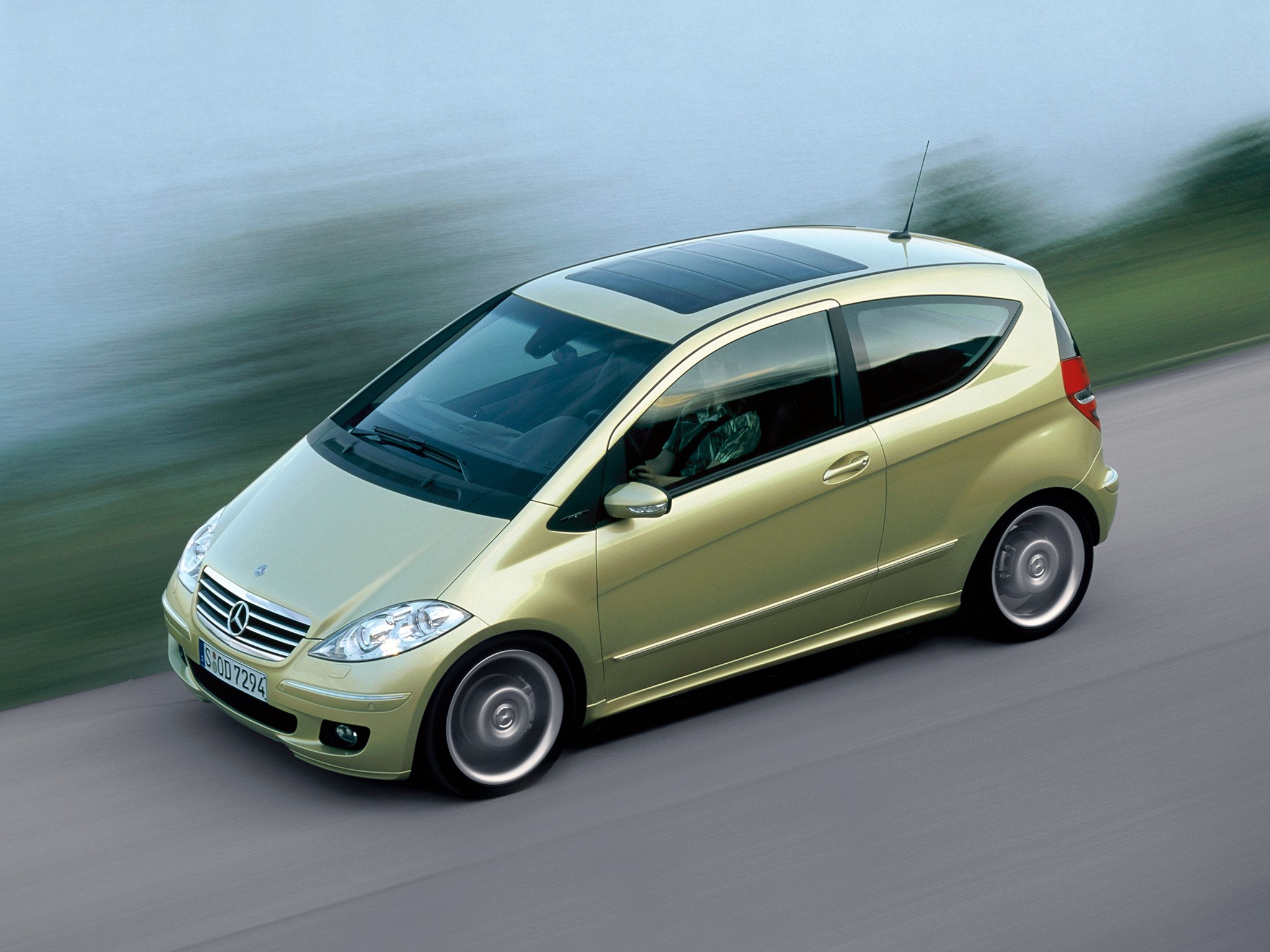 Mercedes Benz A-Klasse Coupe photo 26