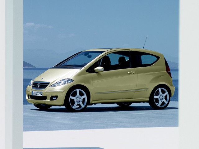 Mercedes Benz A-Klasse Coupe photo 29