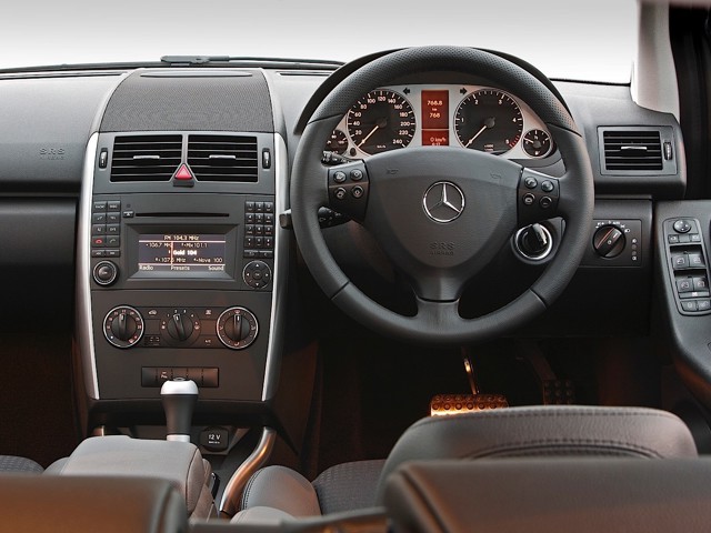 Mercedes Benz A-Klasse Coupe photo 41
