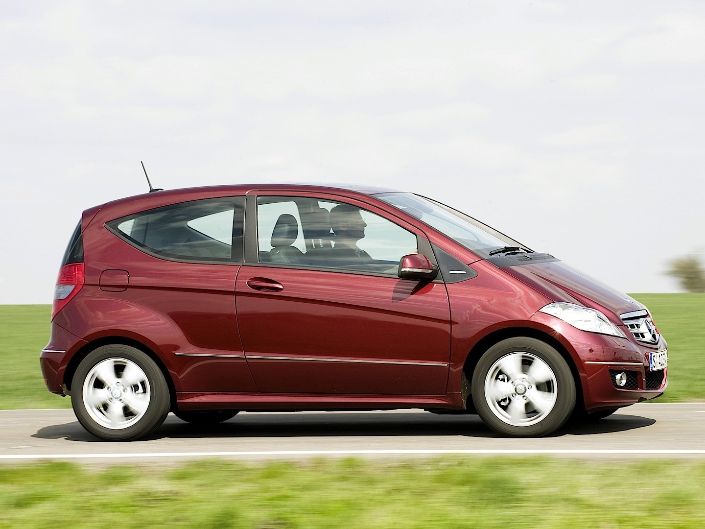 Mercedes Benz A-Klasse Coupe photo 12