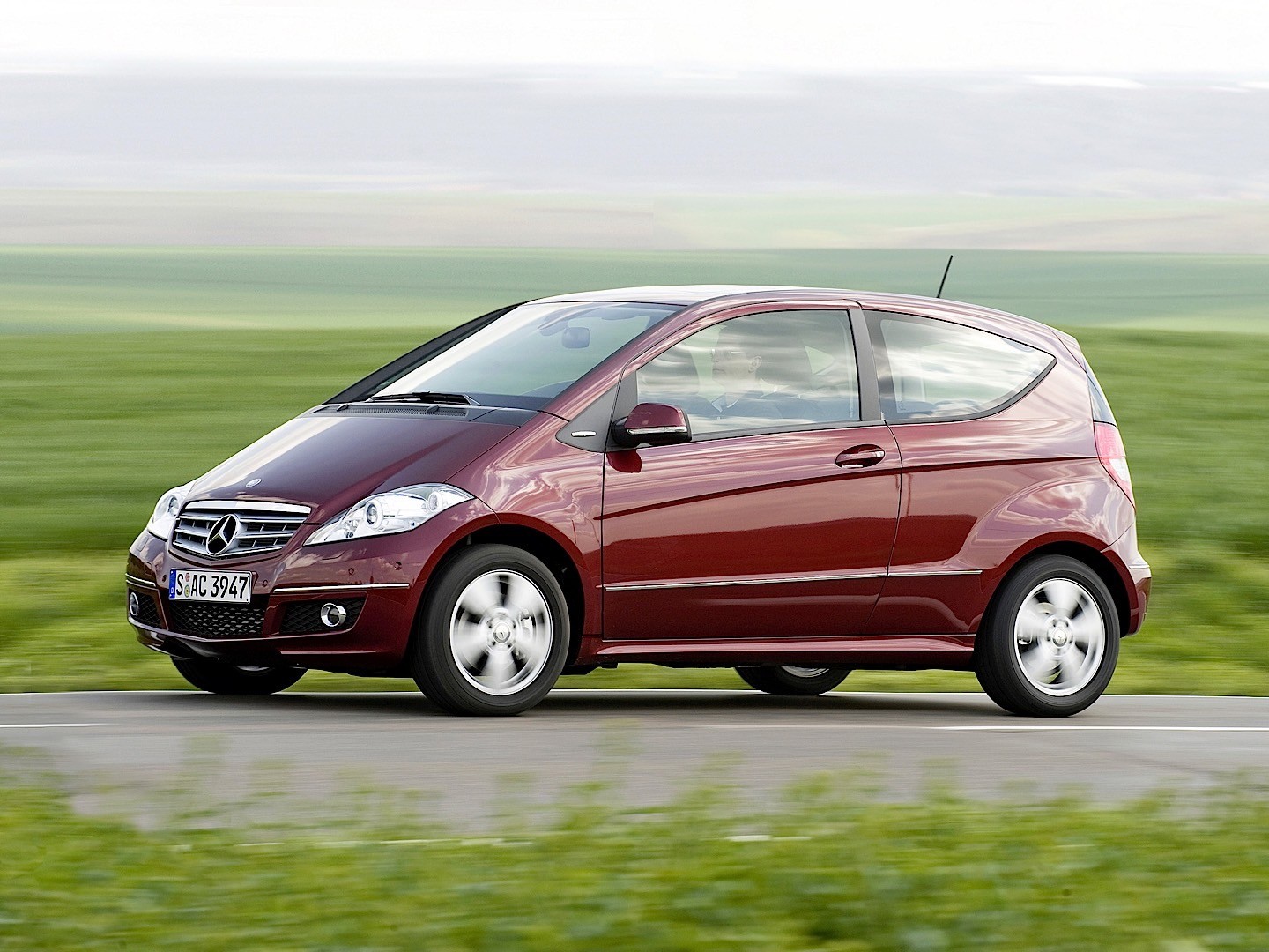 Mercedes Benz A-Klasse Coupe photo 13