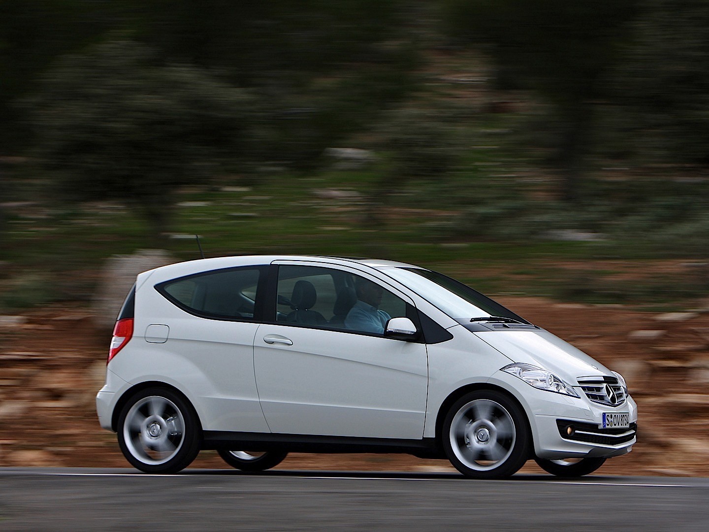 Mercedes Benz A-Klasse Coupe photo 16