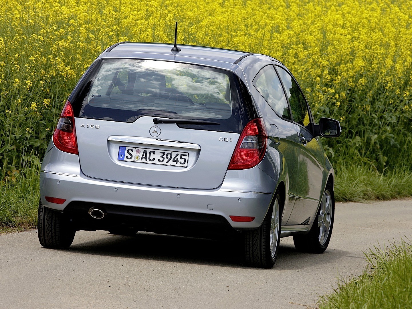 Mercedes Benz A-Klasse Coupe photo 27