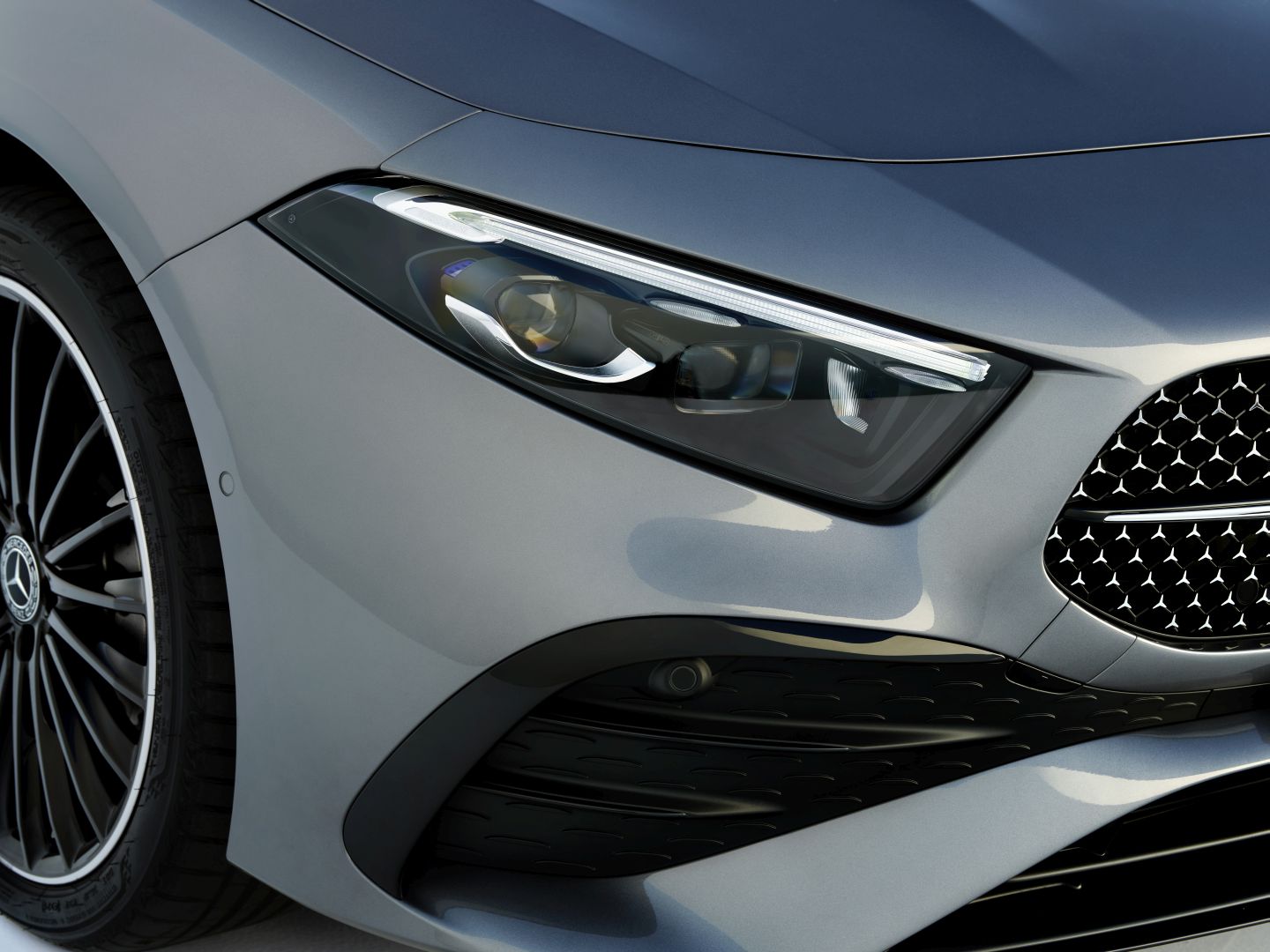 Mercedes Benz A-Klasse photo 2