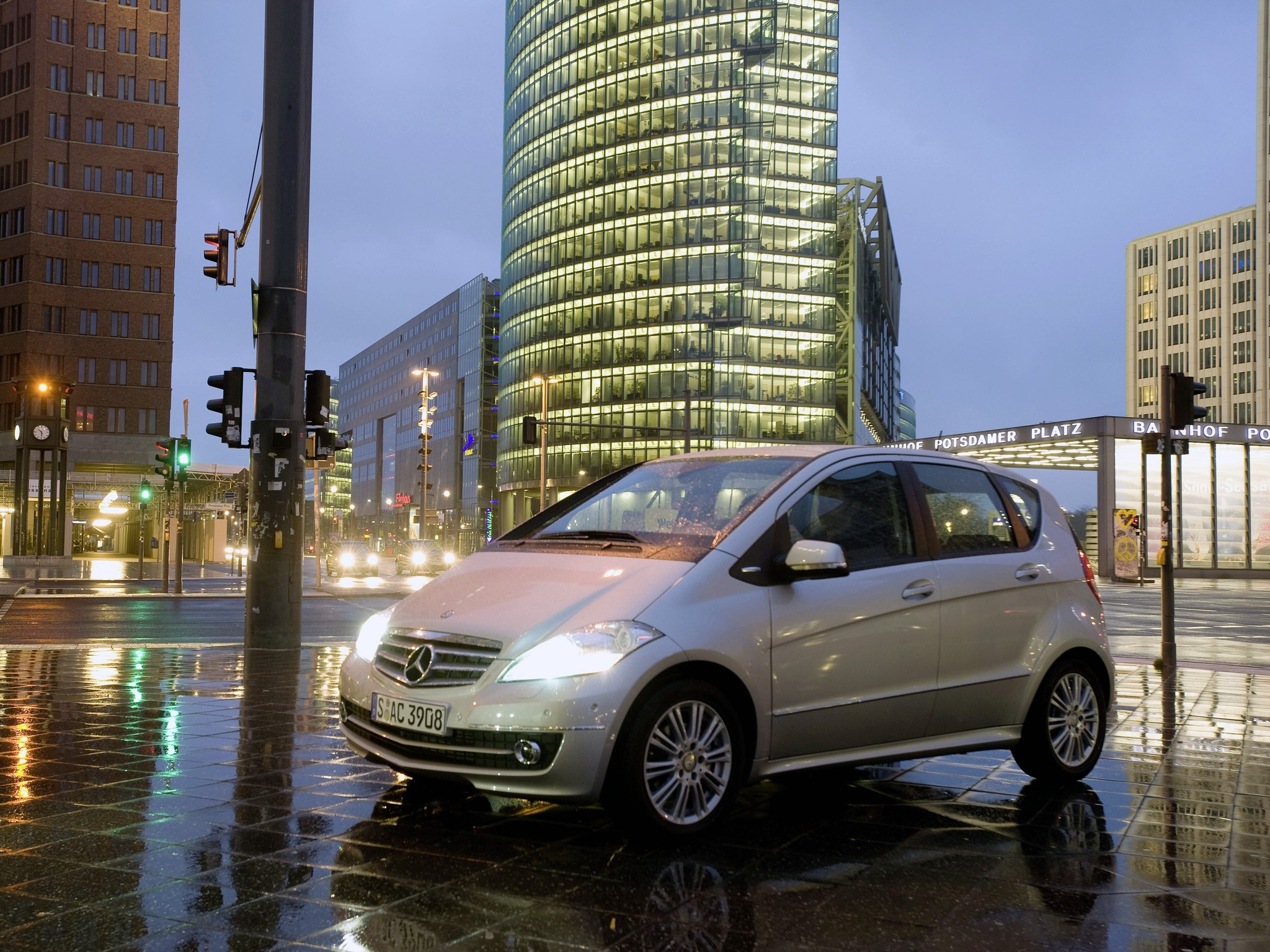 Mercedes Benz A-Klasse photo 35