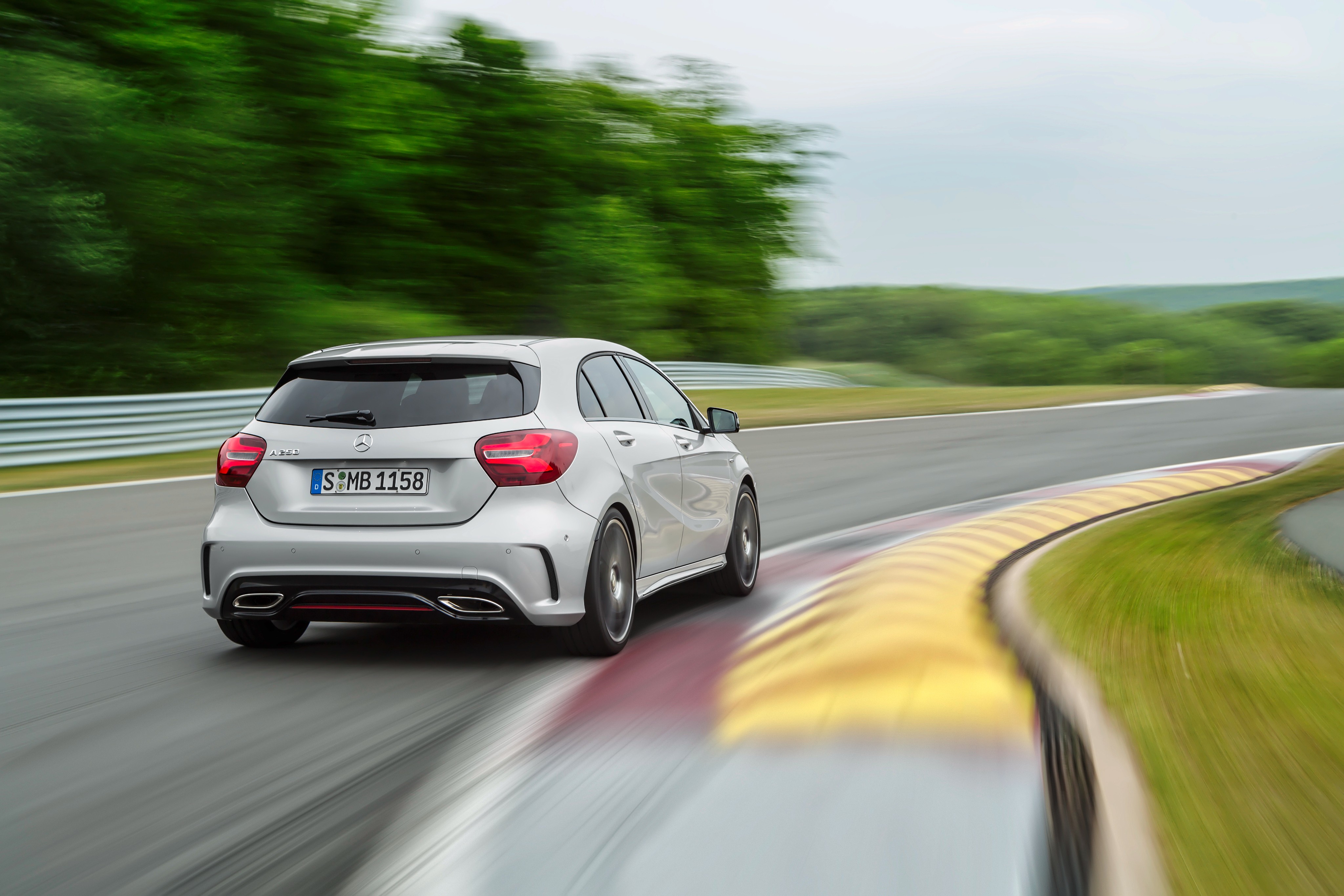 Mercedes Benz A-Klasse photo 18