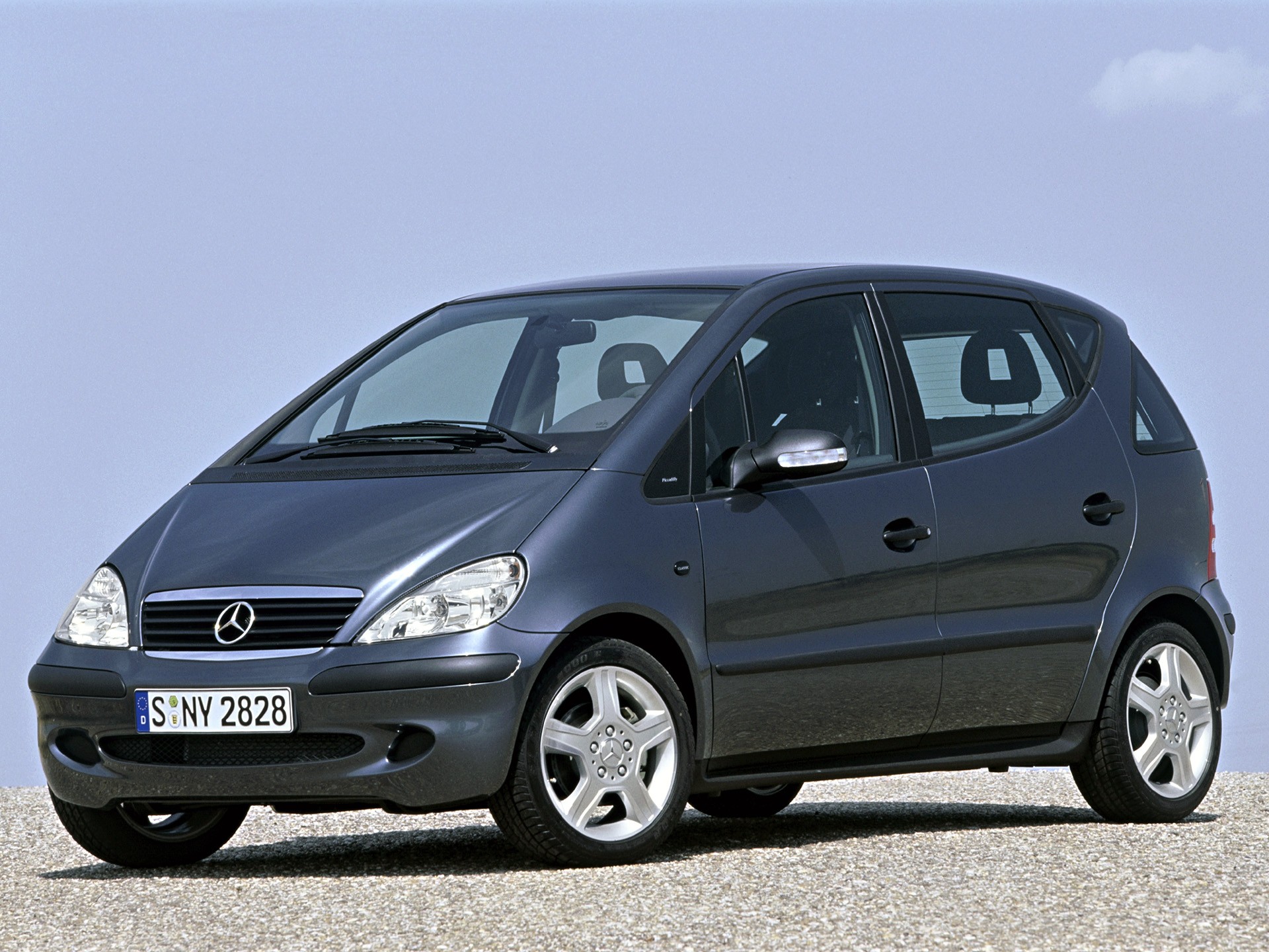 Mercedes Benz A-Klasse photo 11
