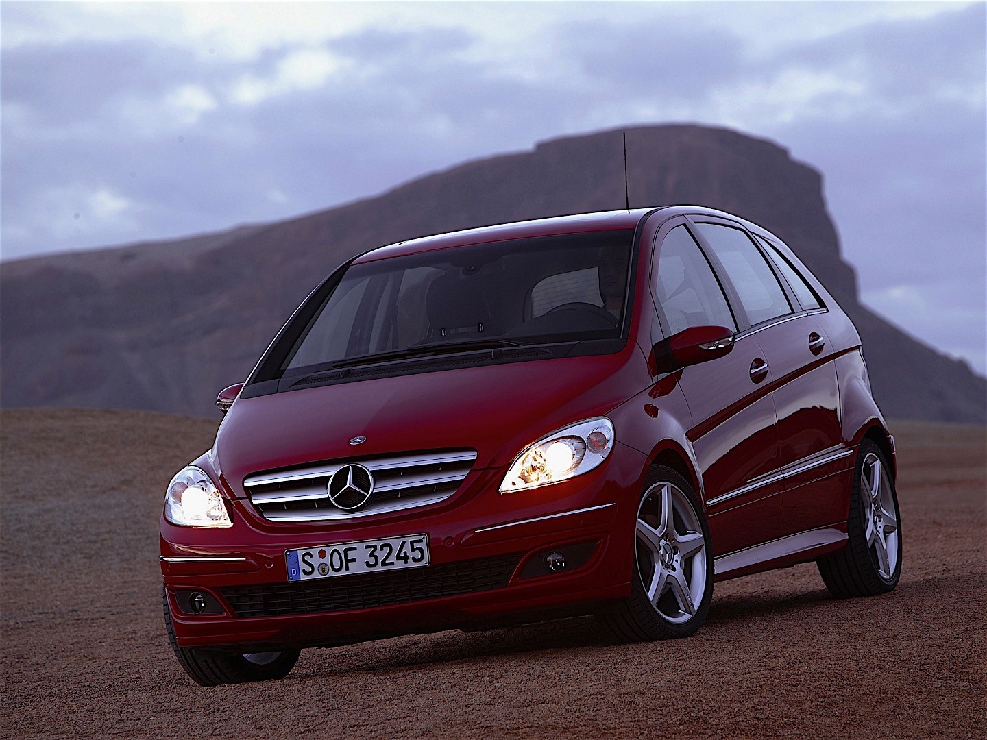 Mercedes Benz B-Klasse photo 11