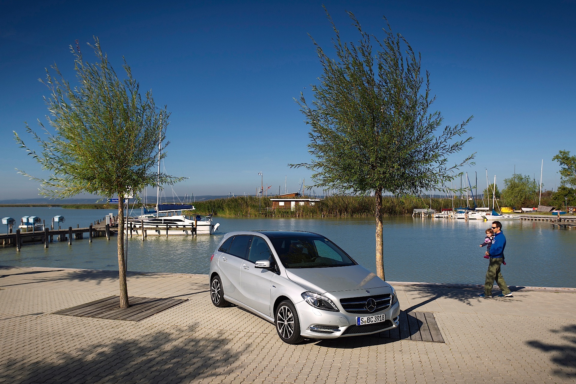 Mercedes Benz B-Klasse photo 9