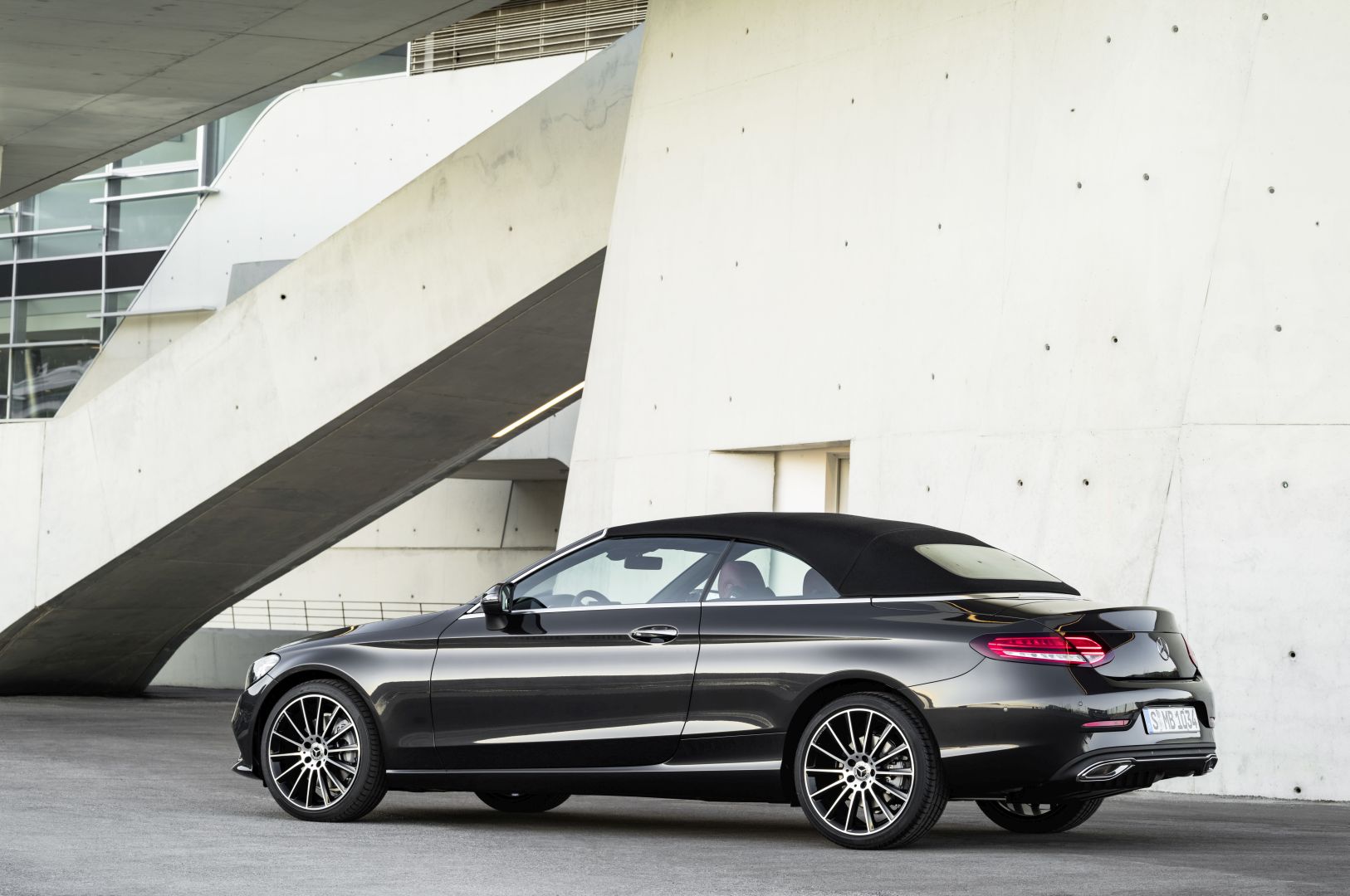 Mercedes Benz C-Class Cabriolet photo 9