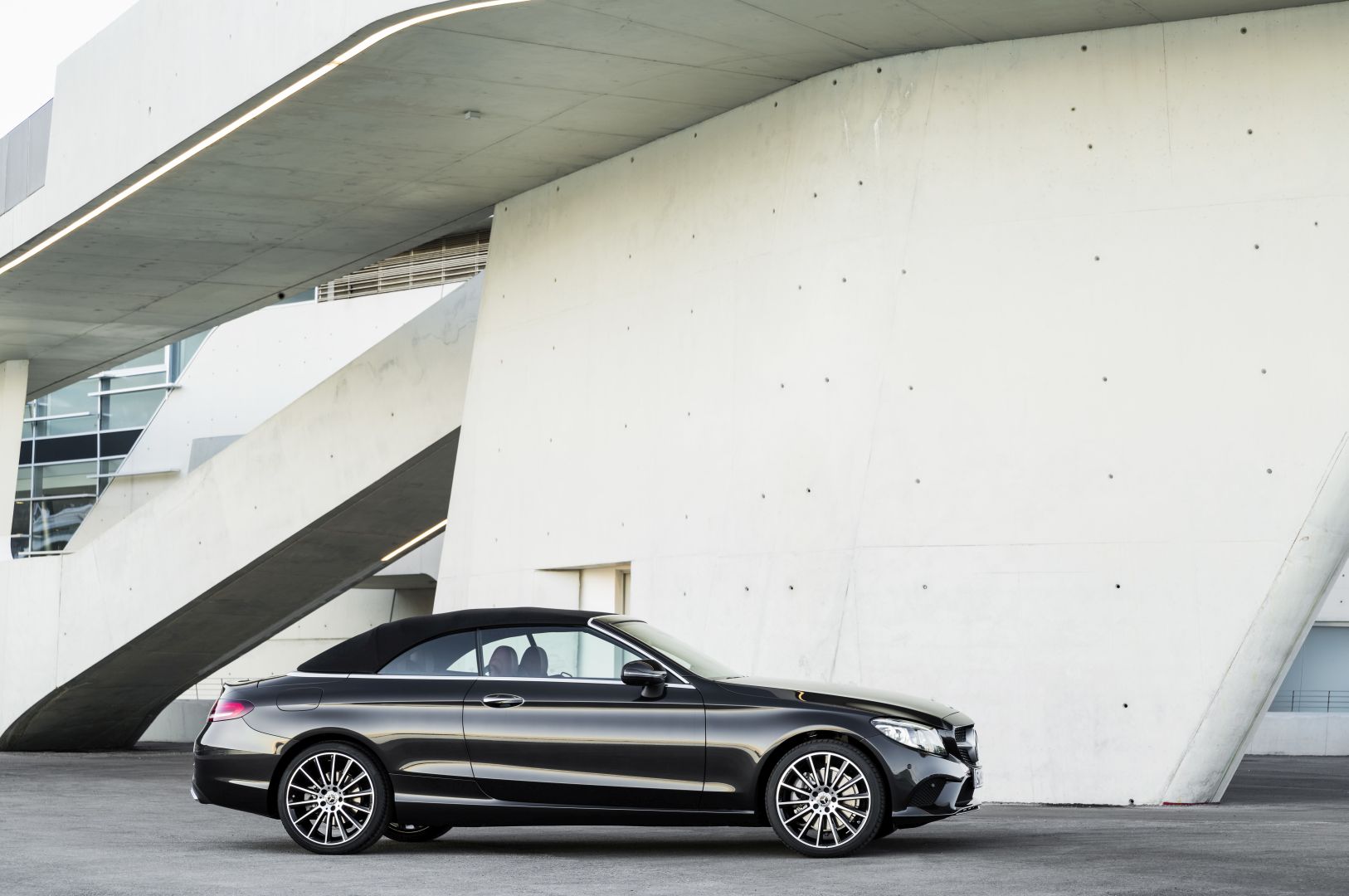 Mercedes Benz C-Class Cabriolet photo 11