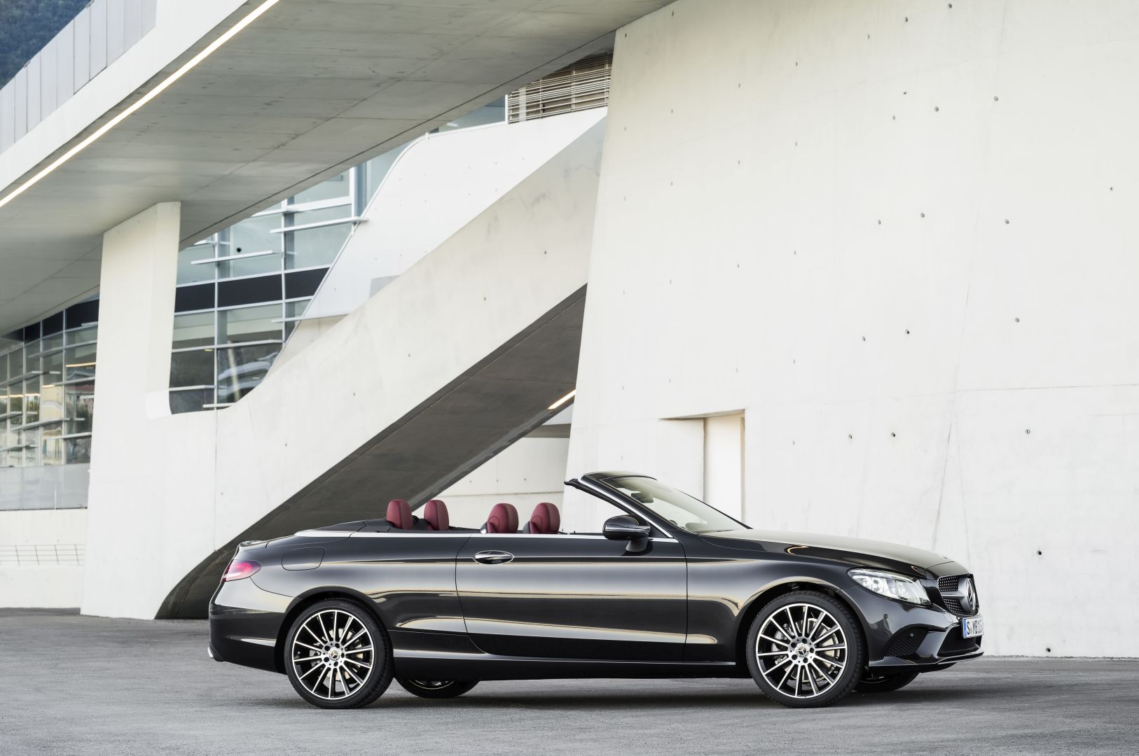 Mercedes Benz C-Class Cabriolet photo 12