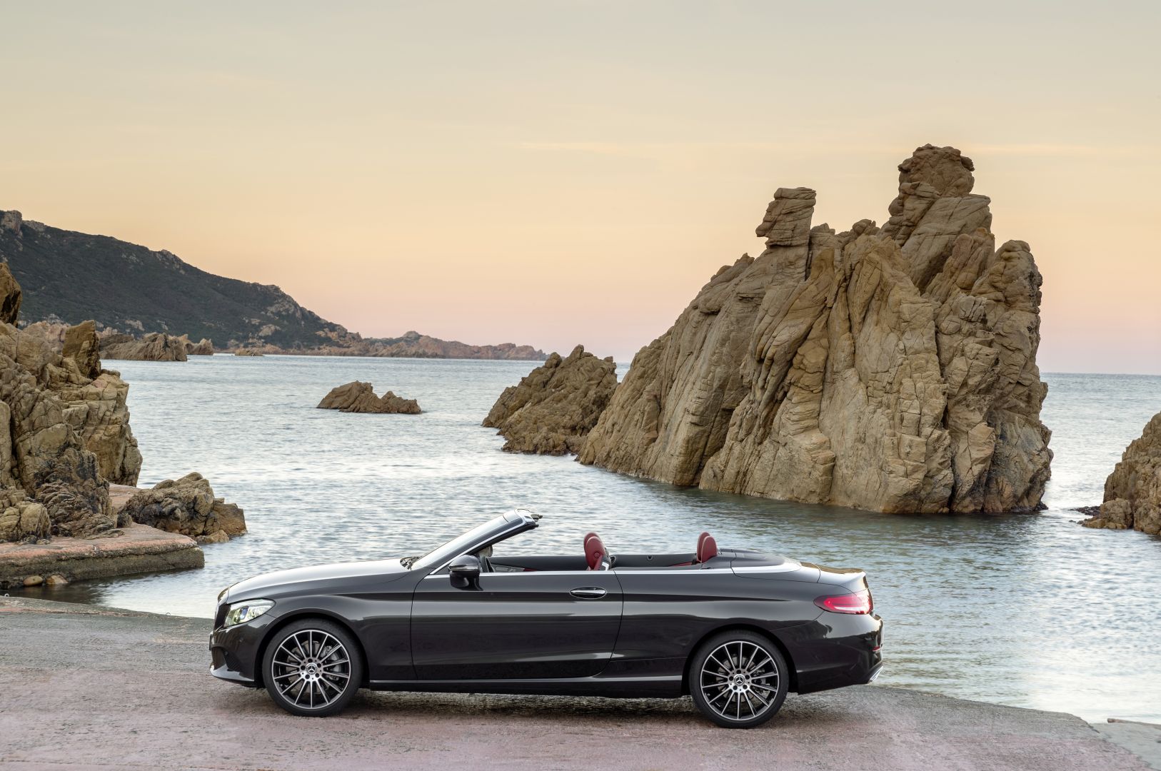 Mercedes Benz C-Class Cabriolet photo 15
