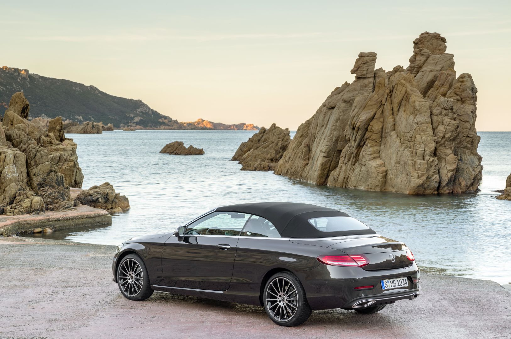 Mercedes Benz C-Class Cabriolet photo 19