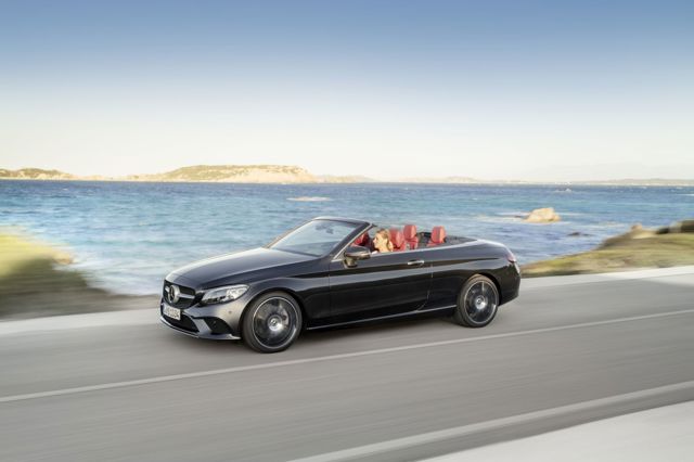Mercedes Benz C-Class Cabriolet photo 2