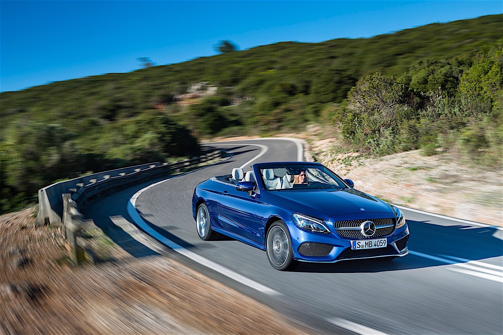 Mercedes Benz C-Class Cabriolet photo 4