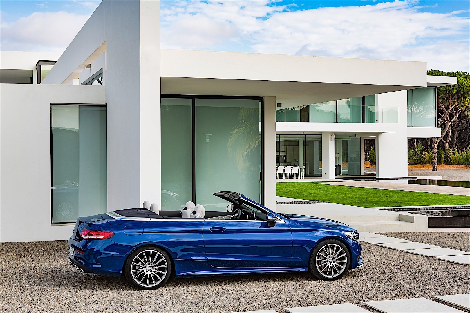 Mercedes Benz C-Class Cabriolet photo 5