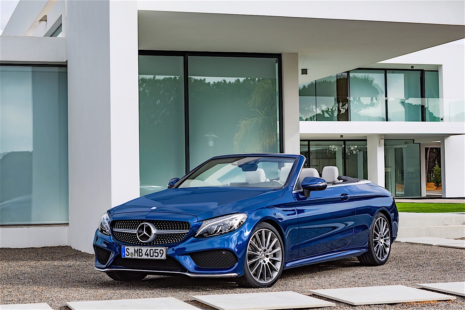 Mercedes Benz C-Class Cabriolet photo 6