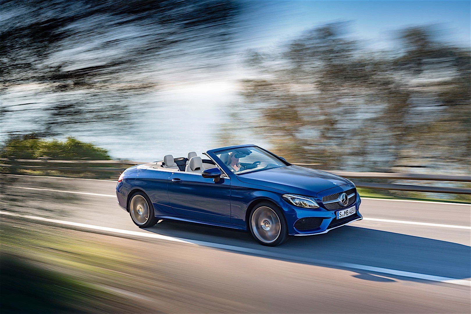 Mercedes Benz C-Class Cabriolet photo 10