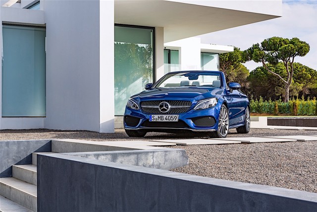 Mercedes Benz C-Class Cabriolet photo 15