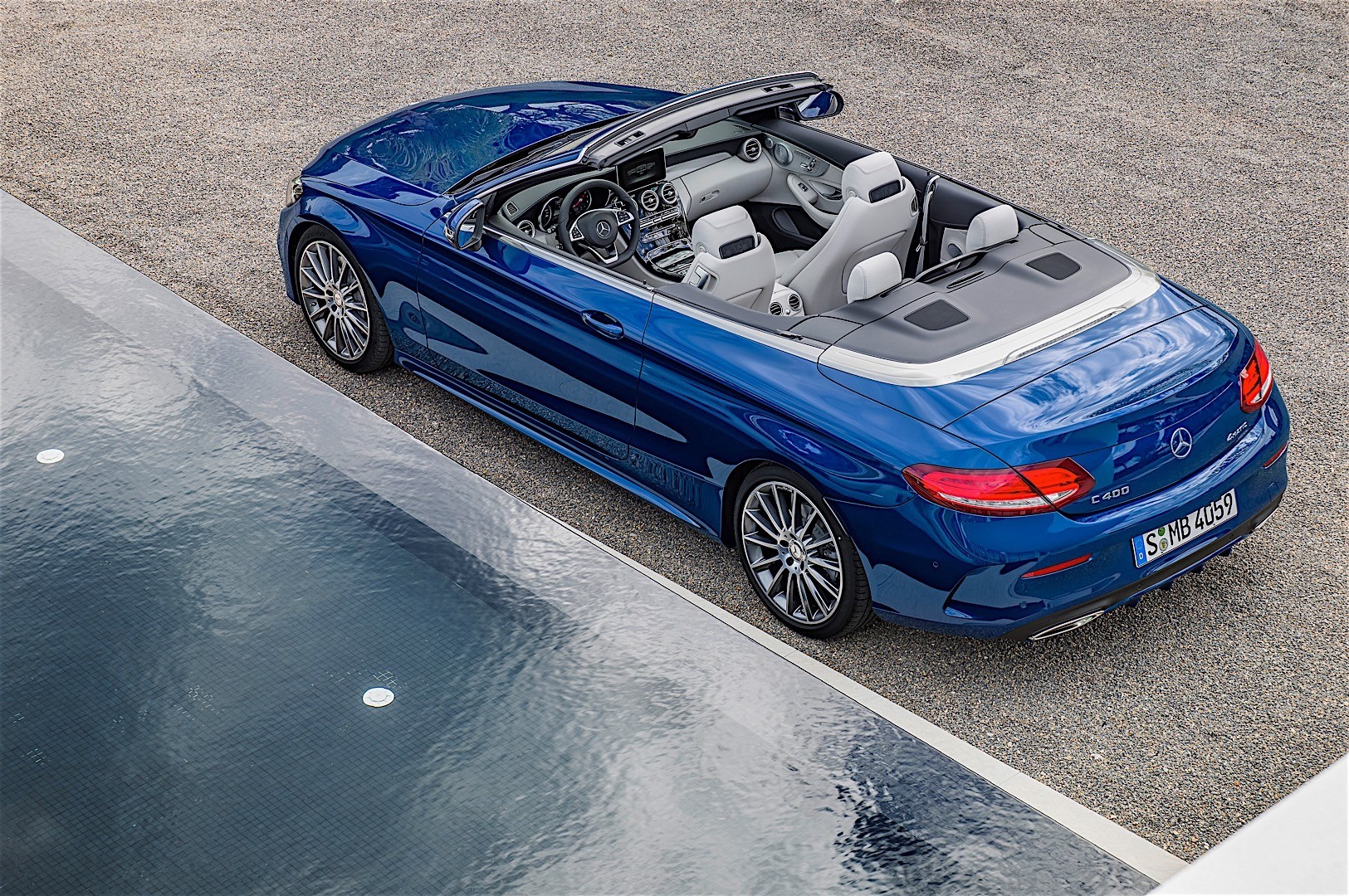 Mercedes Benz C-Class Cabriolet photo 17