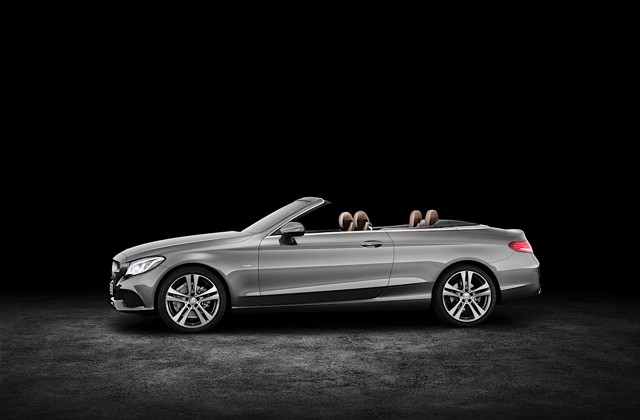Mercedes Benz C-Class Cabriolet photo 24