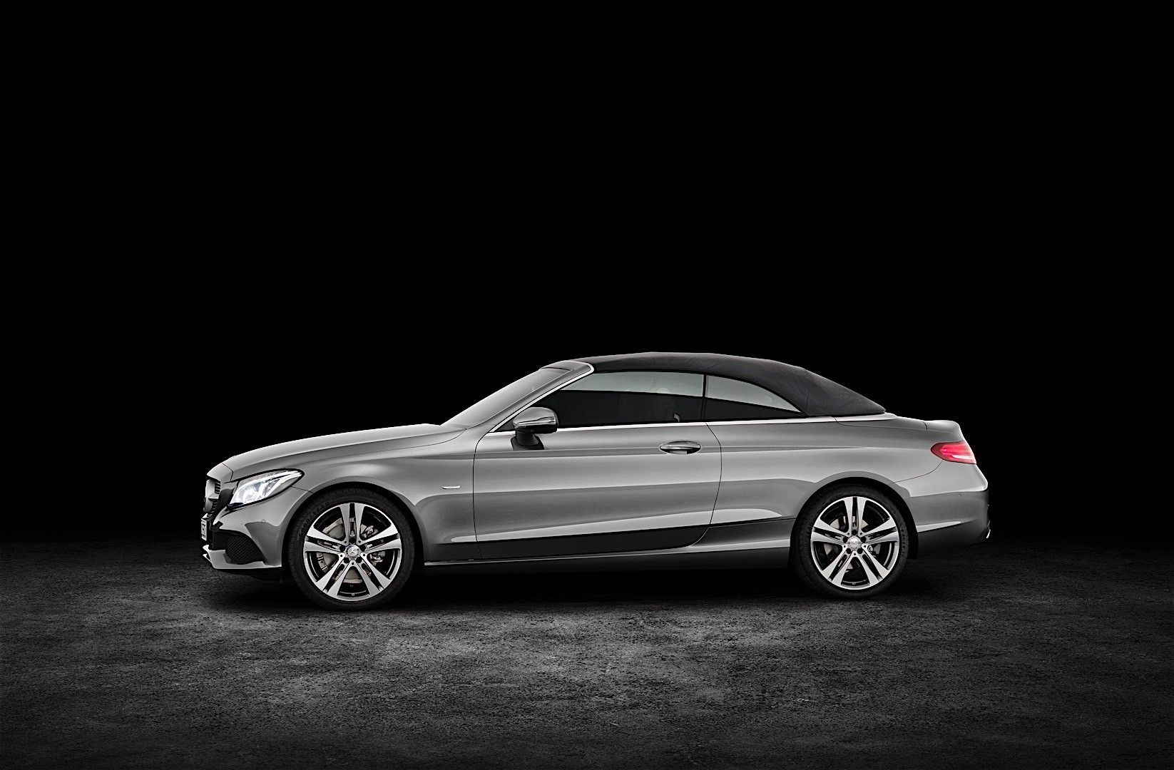 Mercedes Benz C-Class Cabriolet photo 25