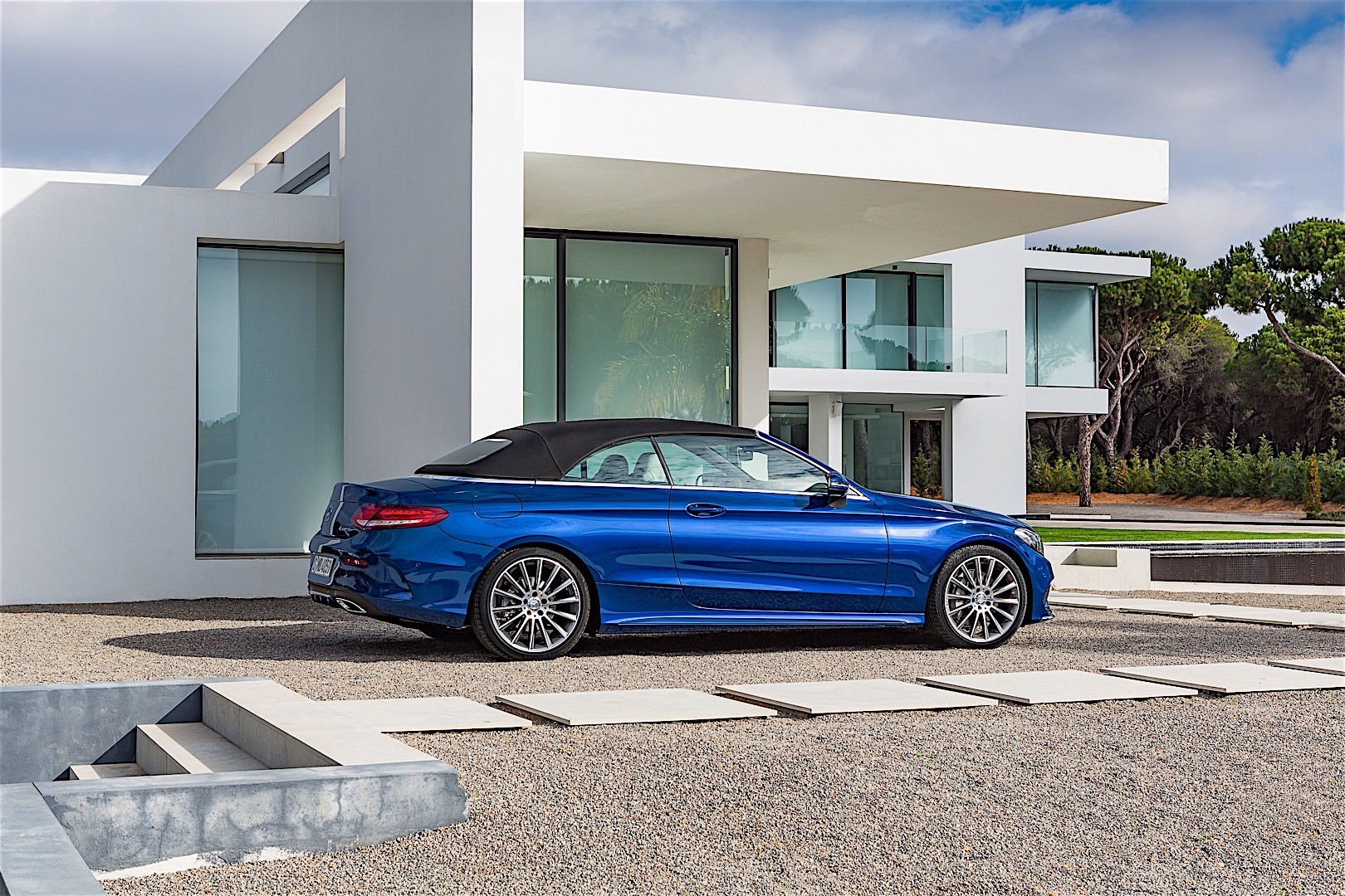Mercedes Benz C-Class Cabriolet photo 26