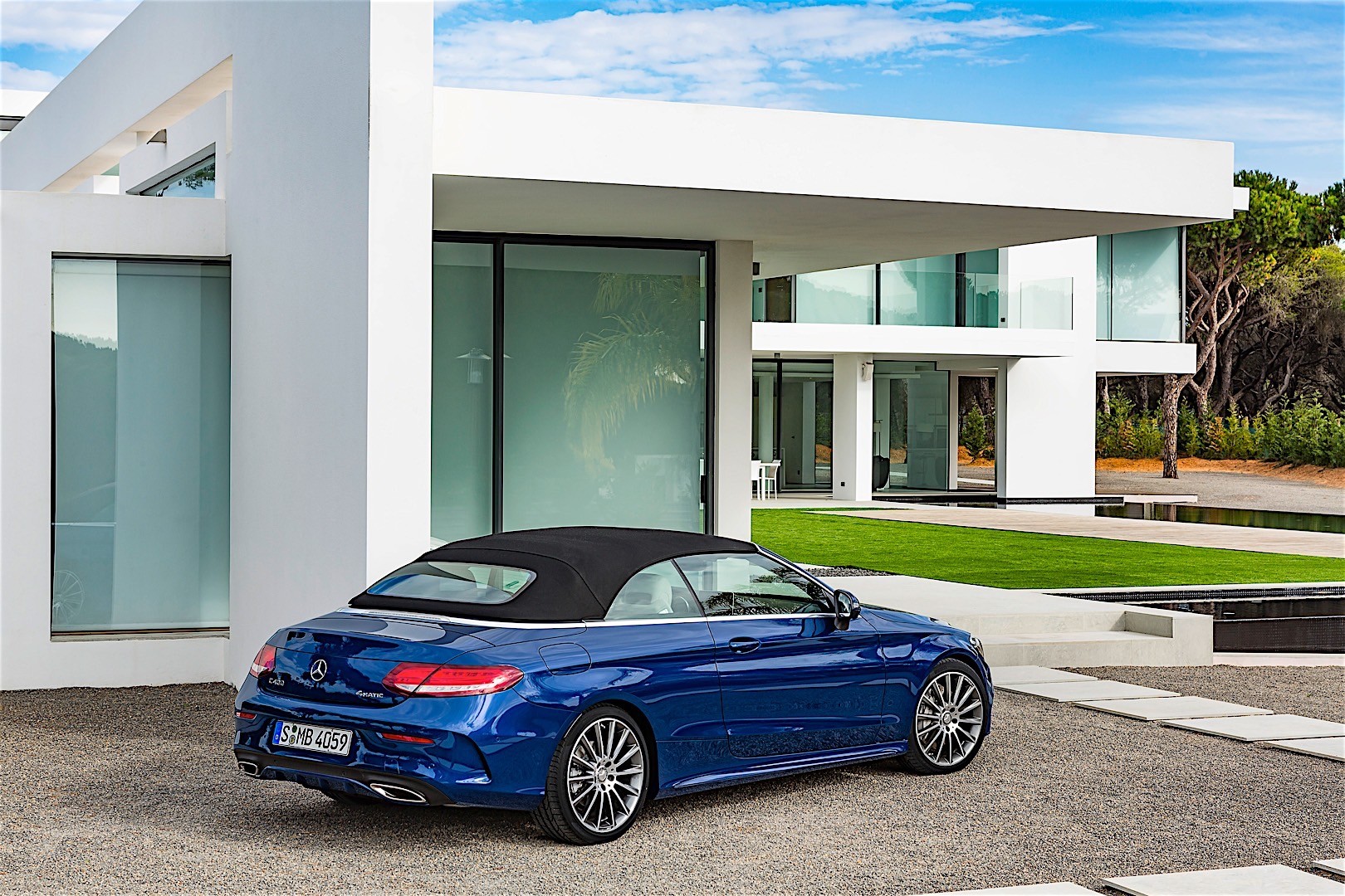 Mercedes Benz C-Class Cabriolet photo 27