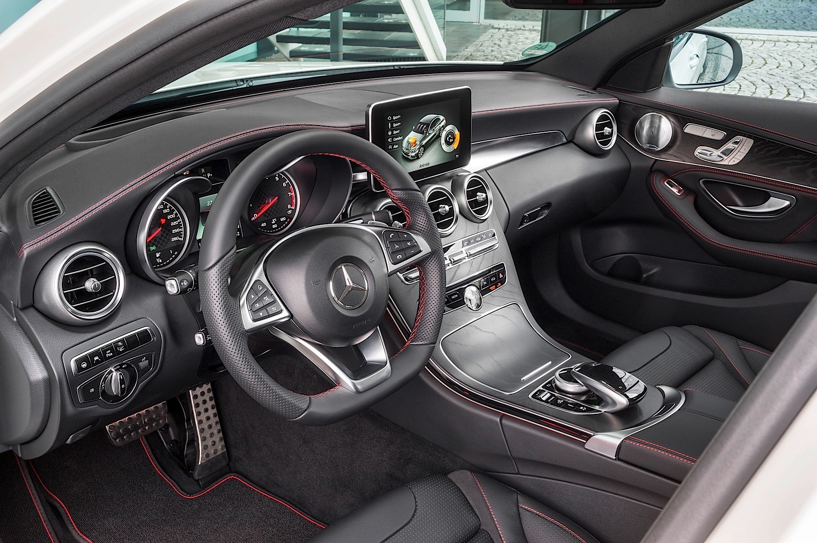 Mercedes Benz C-Klasse Amg photo 46