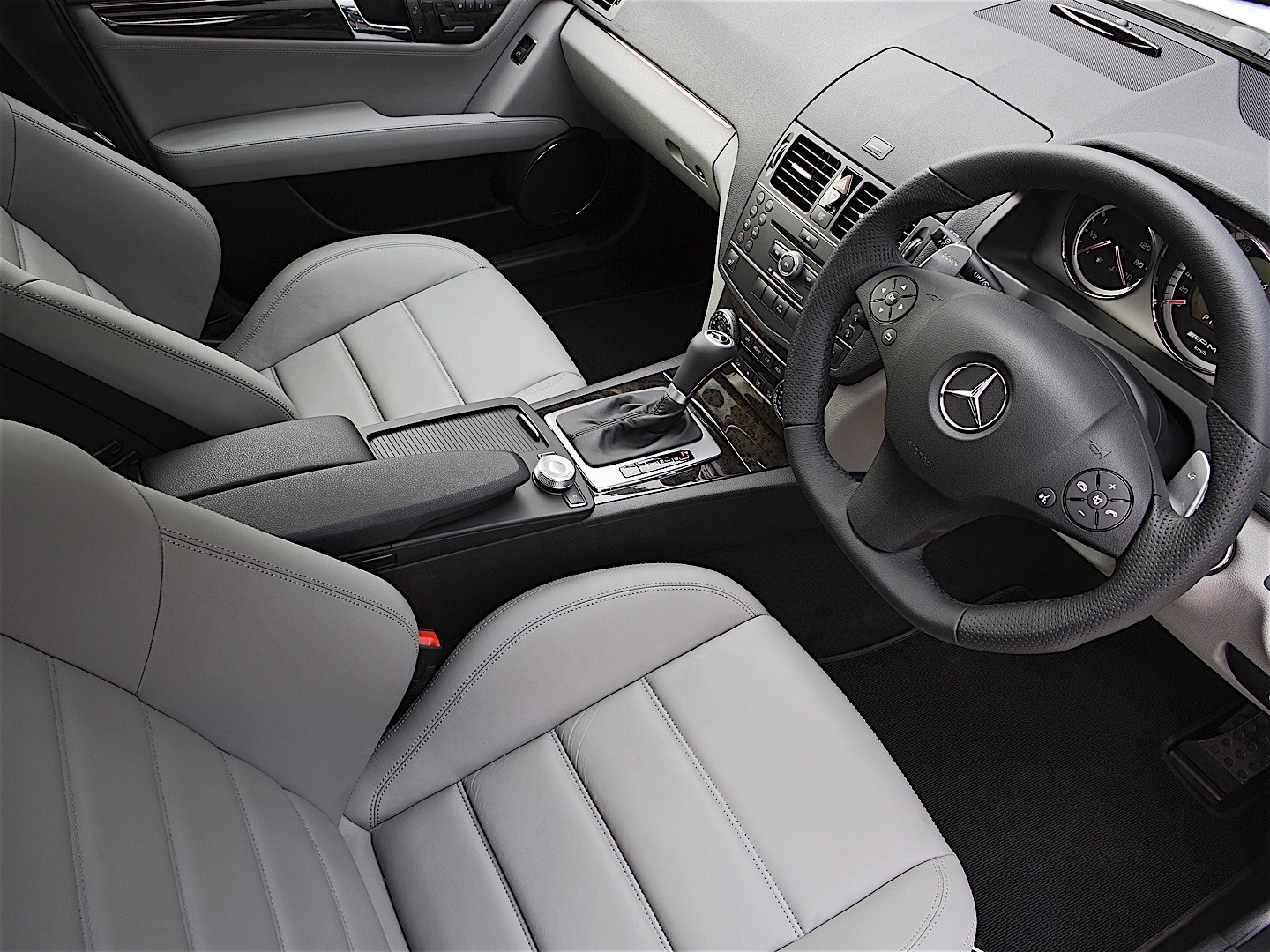 Mercedes Benz C-Klasse Amg photo 81