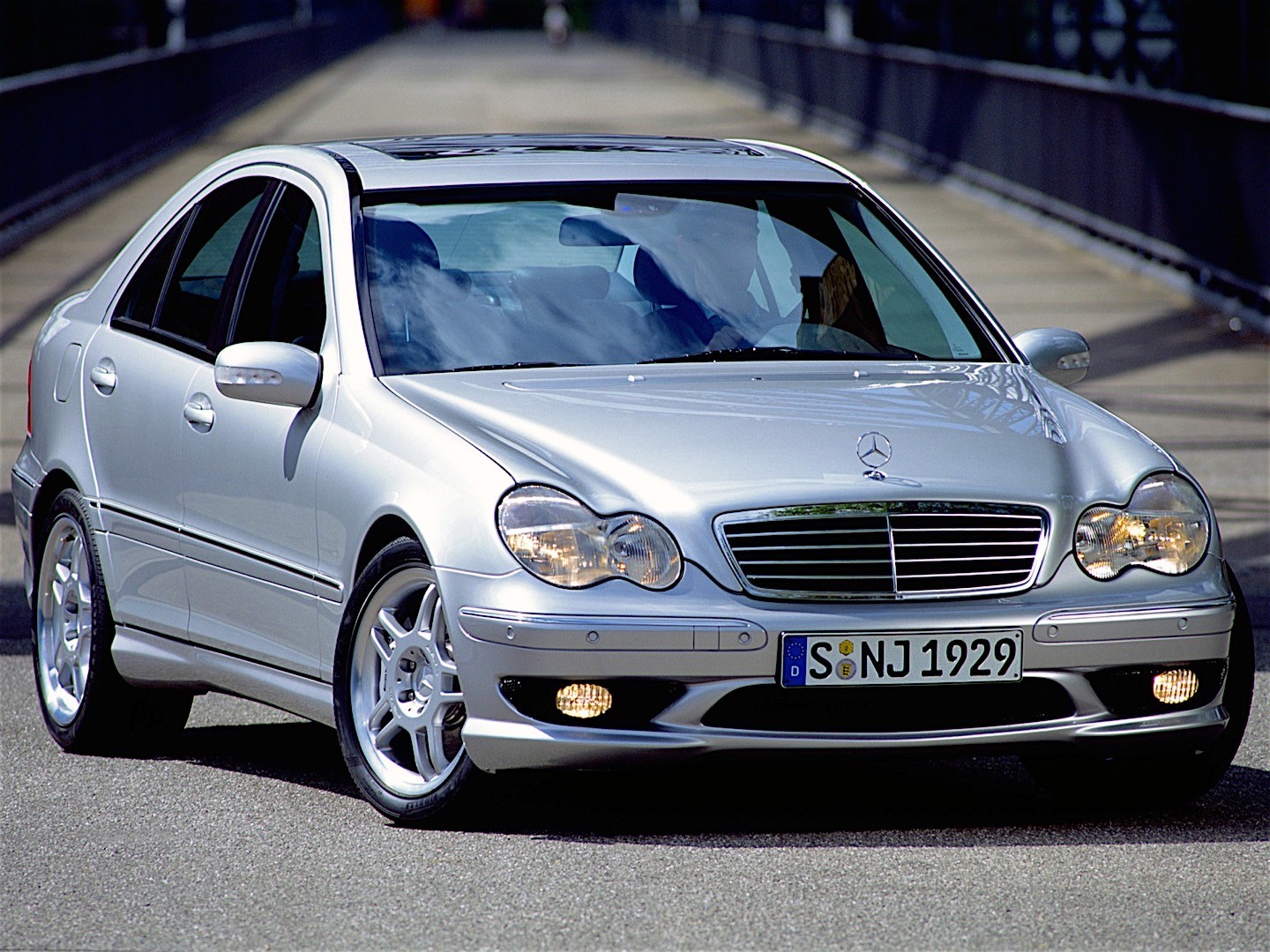 Mercedes Benz C-Klasse Amg photo 9