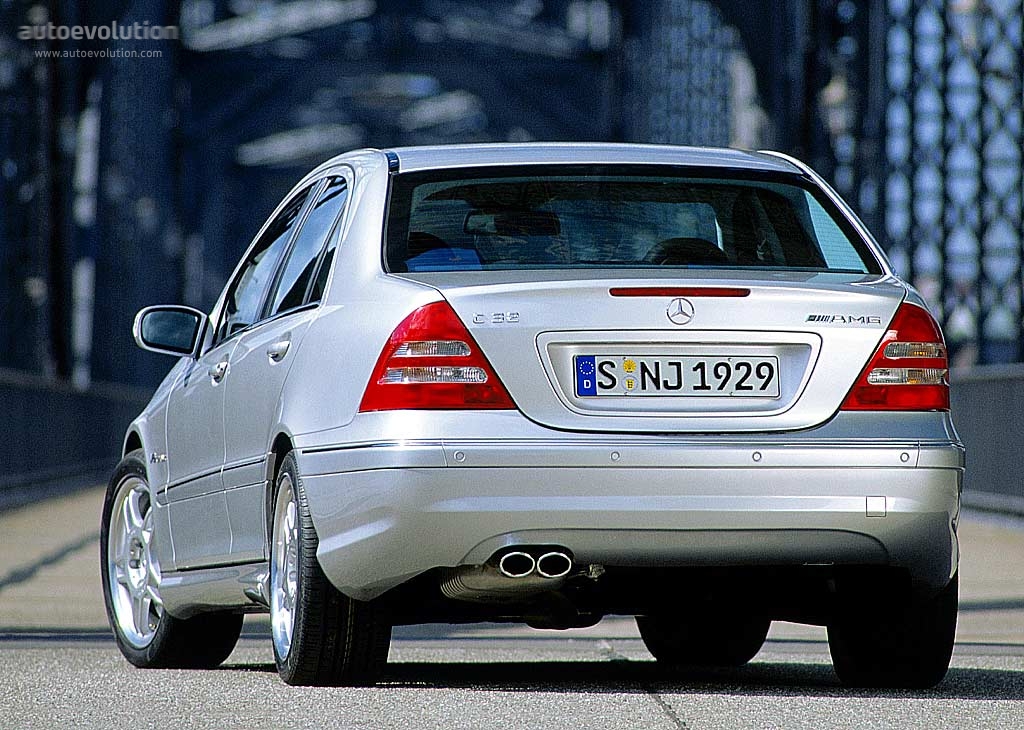 Mercedes Benz C-Klasse Amg photo 4
