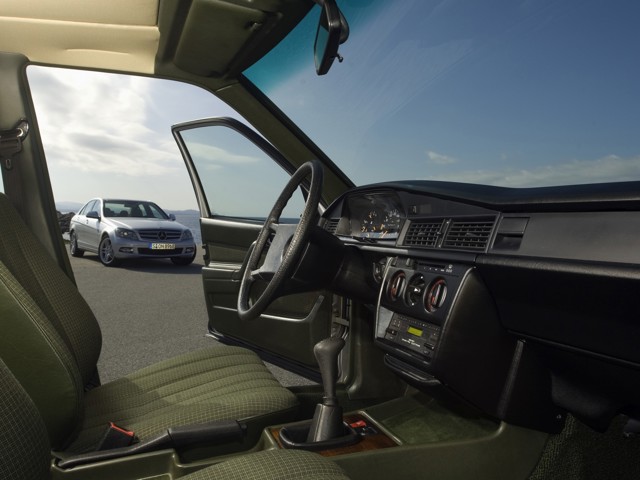 Mercedes Benz C-Klasse And Predecessors photo 64