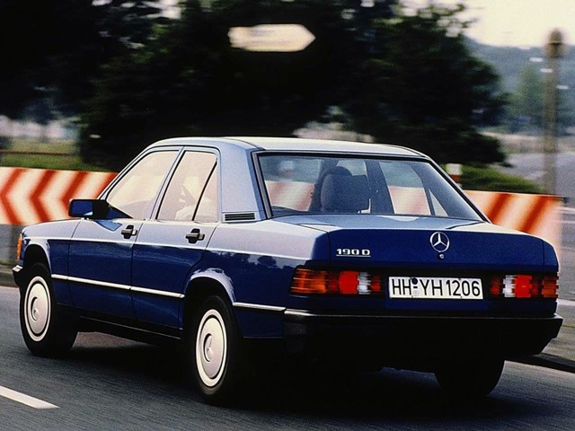 Mercedes Benz C-Klasse And Predecessors photo 9
