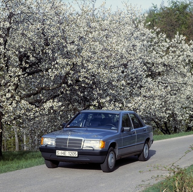 Mercedes Benz C-Klasse And Predecessors photo 11
